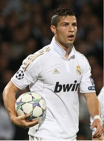 国米半场0-0利物浦，双方互交白卷