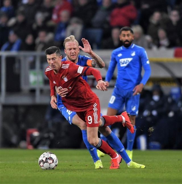 攻陷伯纳乌，塞尔塔时隔19年再度在西甲客场击败皇马（时隔19年，塞尔塔再度客场击败皇马，伯纳乌失守）