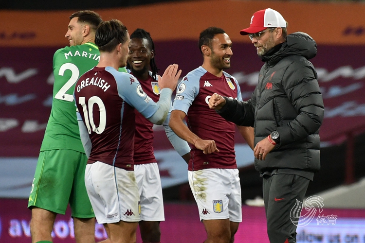 5场丢8分！阿森纳也要羡慕，拜仁对手仍高居第二，英超太难了（5战丢8分！英超太卷，连阿森纳都得眼红，拜仁对手依旧稳居第二）