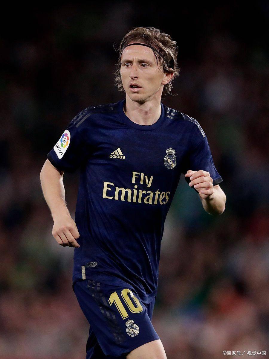 中国足协代表团访问法兰克福俱乐部，双方开展深度交流（中国足协代表团到访法兰克福俱乐部，双方进行深入交流）