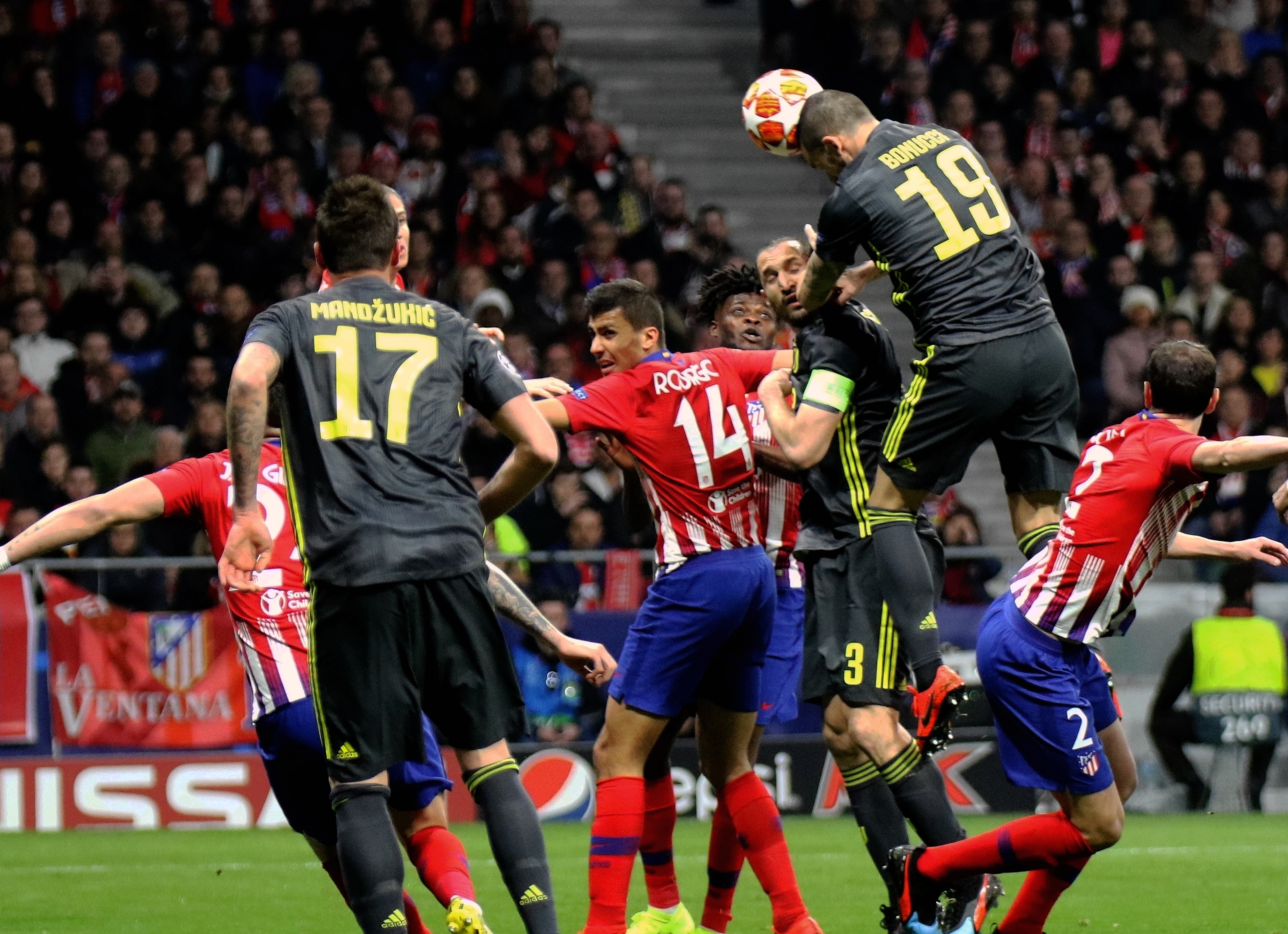 国足名将创业认准一条路：放弃功利 老实学日本