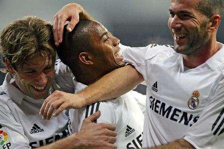 波兰主帅惊叹莱万职业精神：罗纳尔迪尼奥都不敢这样活