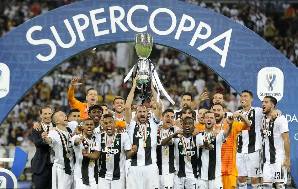 英超半场：穆里略破门，热苏斯进球被吹，森林1-0利物浦（英超半场战报：穆里略建功，热苏斯进球被判无效，森林暂时1-0领先利物浦）