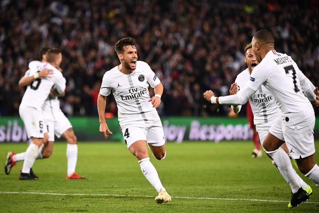 欧冠 联赛阶段第6轮，拜仁3比1葡萄牙体育